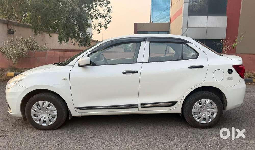Maruti Suzuki Swift Dzire 1.2 Lxi Bsiv, 2024, Cng & Hybrids