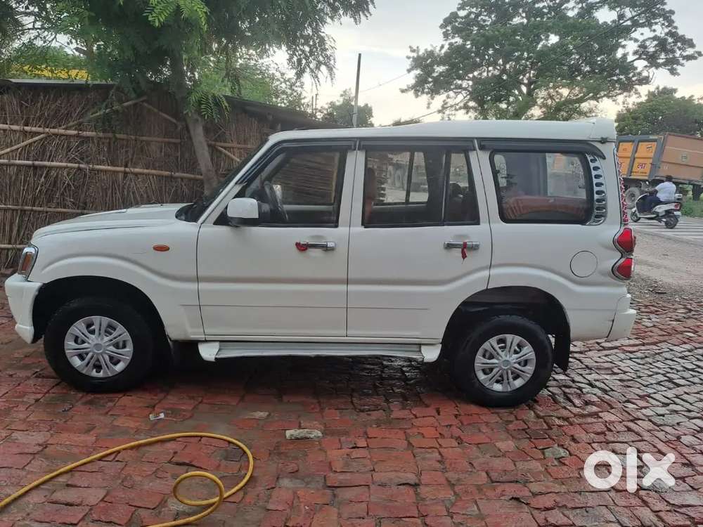 Mahindra Scorpio 2012 Diesel 200000 Km Driven