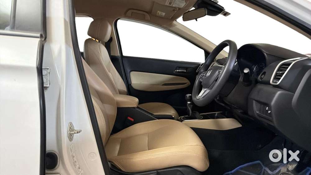 Honda City 1.5 V 5th Gen I-vtec Mt, 2023, Petrol