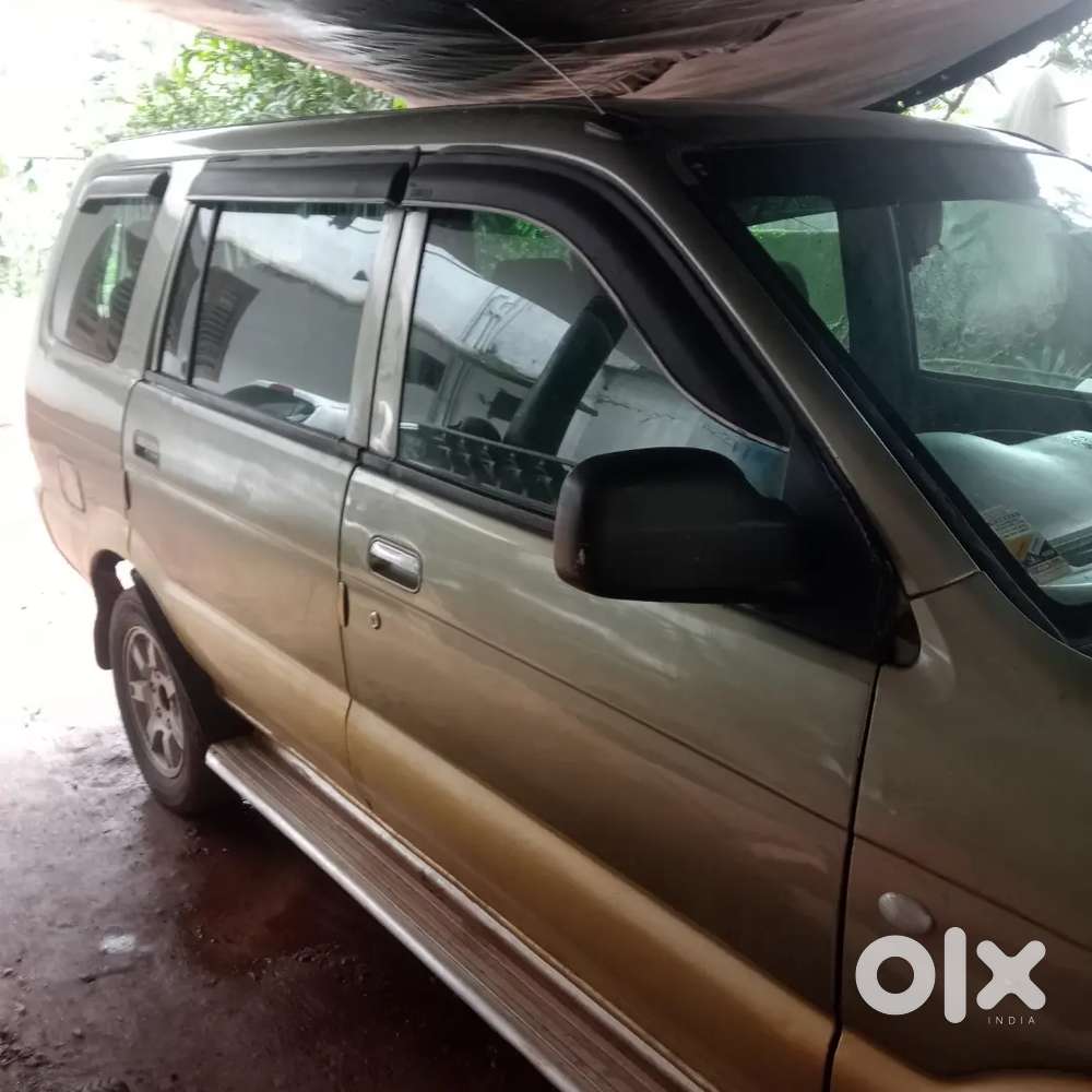 Chevrolet Tavera 2005 Diesel 15000 Km Driven