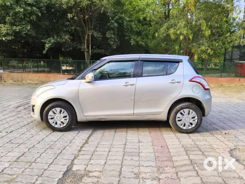 Maruti Suzuki Swift 2015, Vxi + Manual