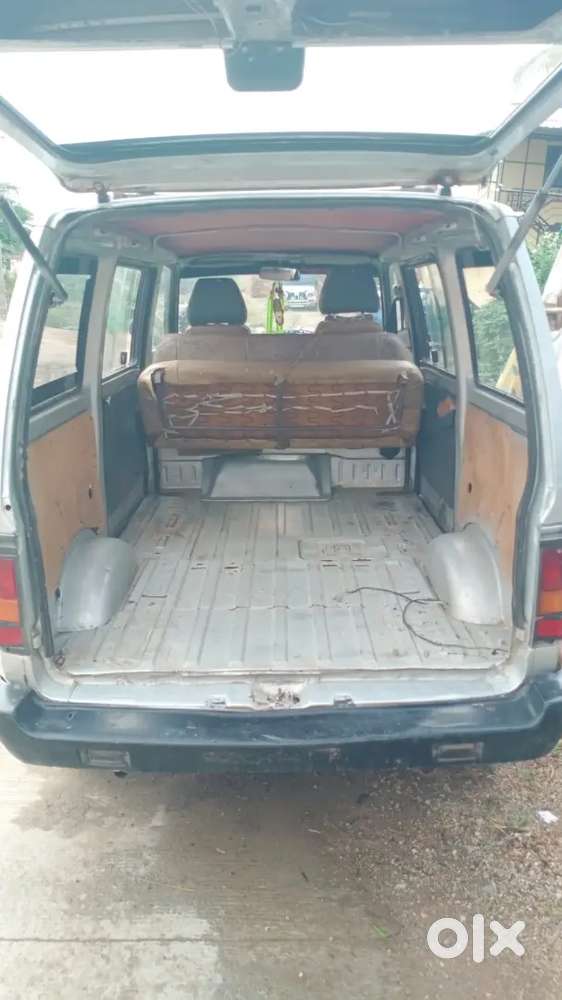 Maruti Suzuki Omni 2011