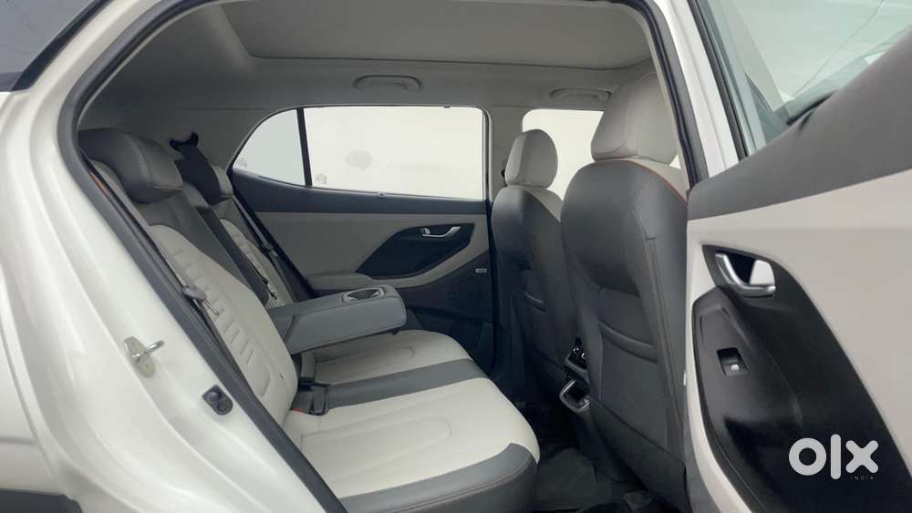 Hyundai Creta 1.5 Sx (o) Ivt Petrol, 2025, Petrol