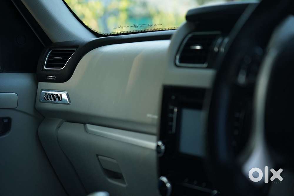 Mahindra Scorpio 1.99 Intelli Hybrid S10, 2017