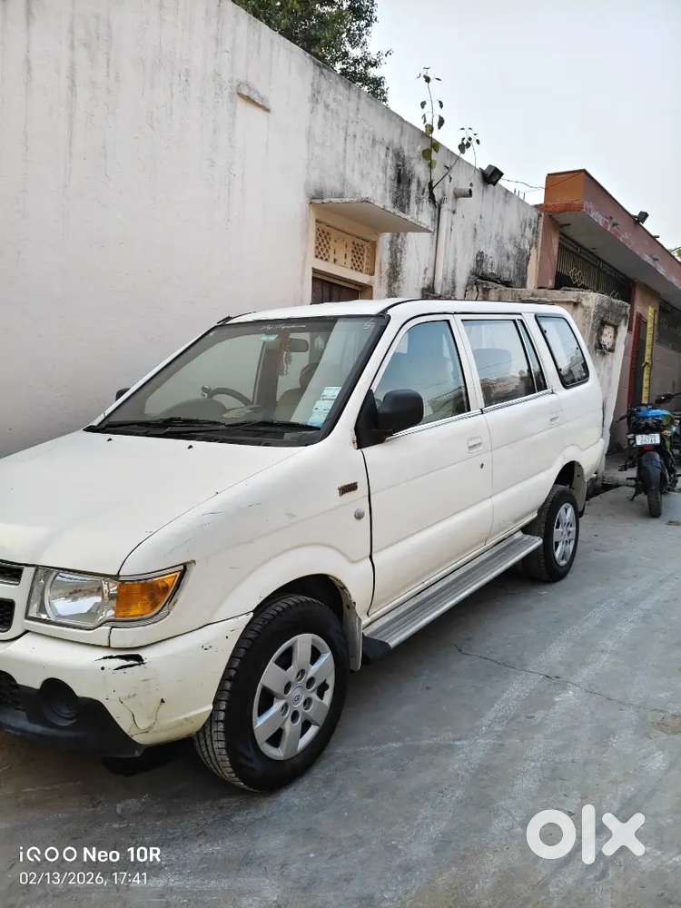 Chevrolet Tavera Neo 2013 Diesel Well Maintained