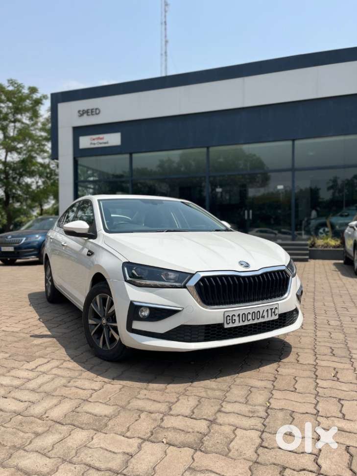 Skoda Slavia 1.0 Tsi Style At, 2024, Petrol