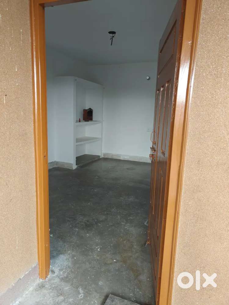 One room set for small family with long terrace