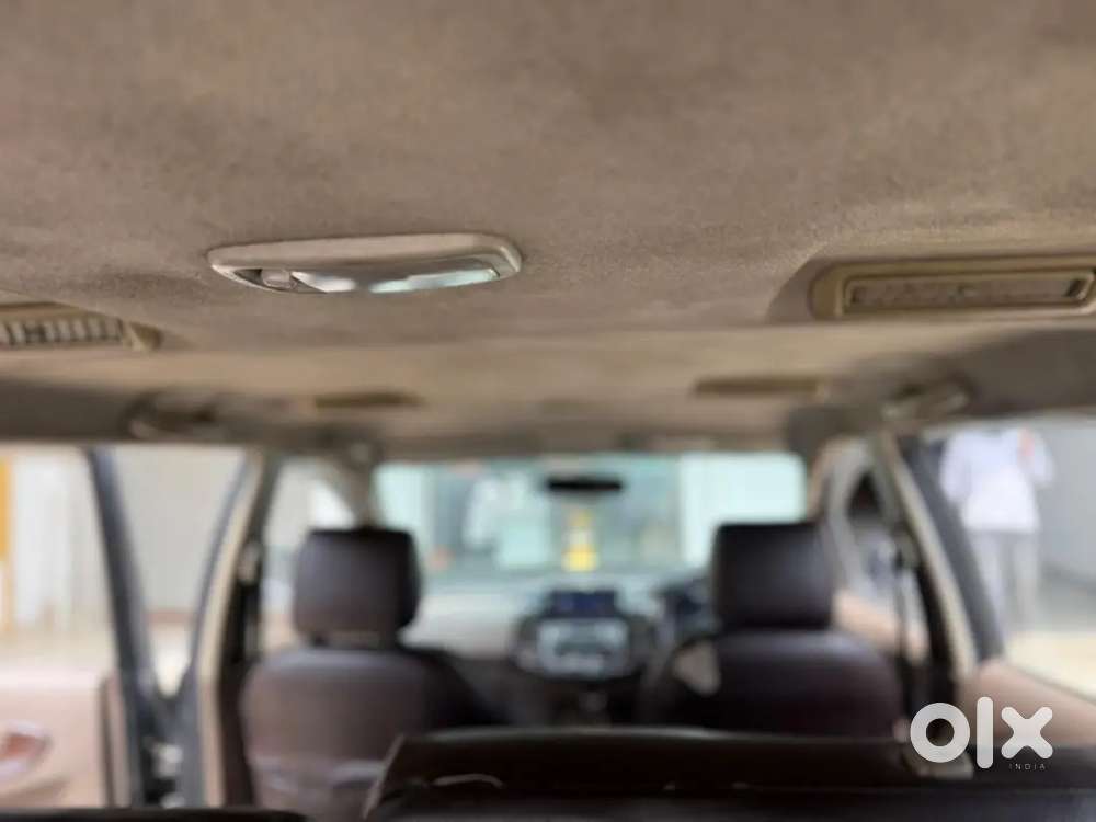 Toyota Innova Diesel 2015