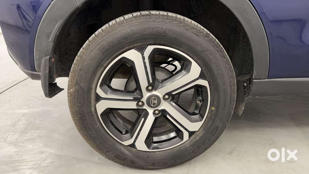 Tata Nexon Xz Plus (hs), 2022, Petrol