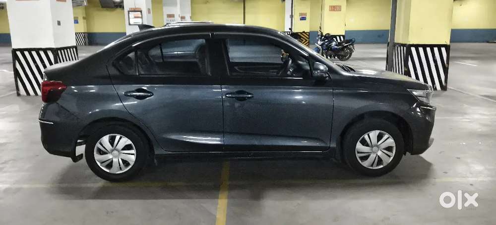 Honda Amaze 2024 Petrol Well Maintained