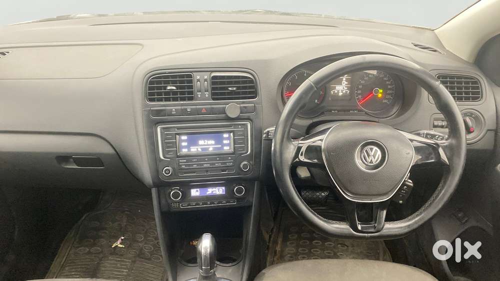 Volkswagen Vento 1.2 Tsi Comfortline At, 2016, Petrol