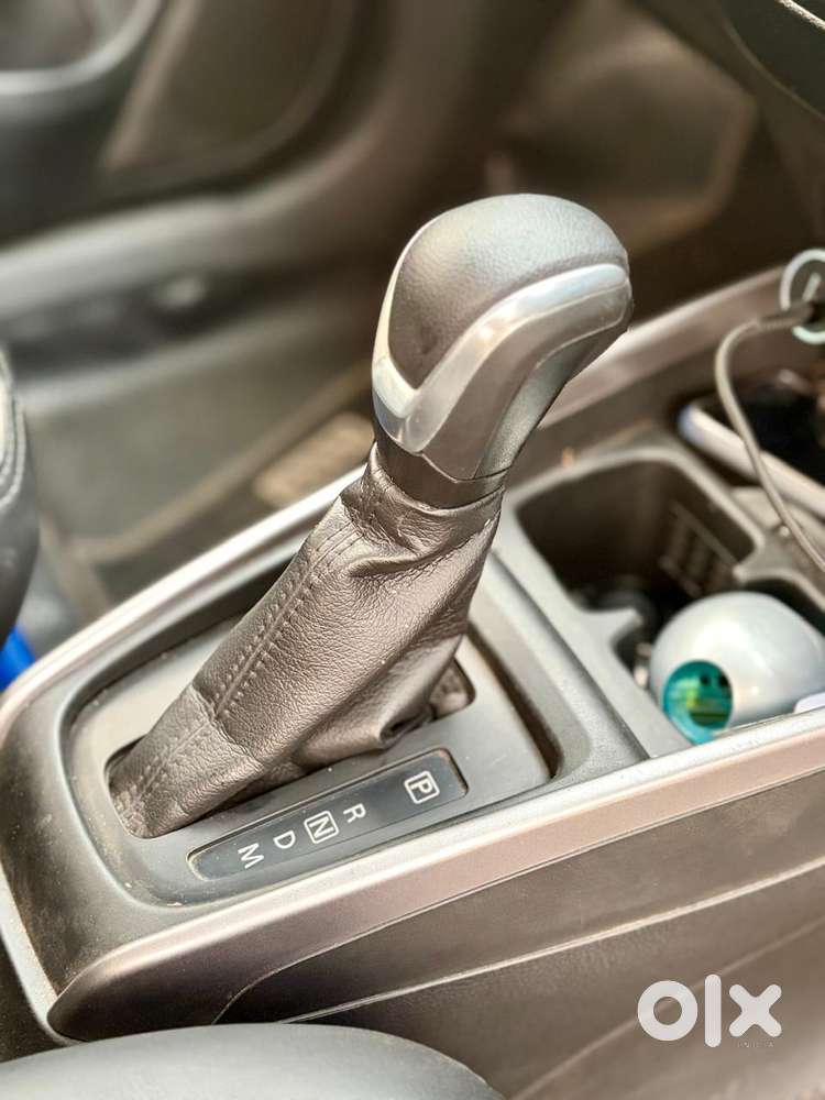 Maruti Suzuki Xl6 1.5 Zeta At, 2023, Petrol