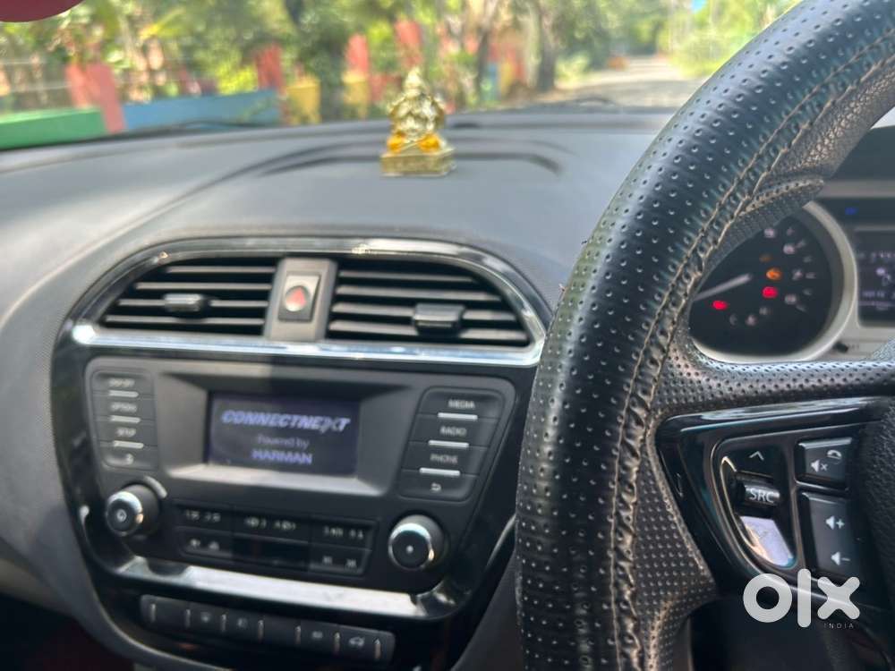Tata Tigor Petrol 2018