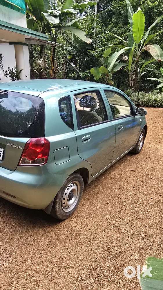 Chevrolet Aveo Petrol Manual 2010 Year