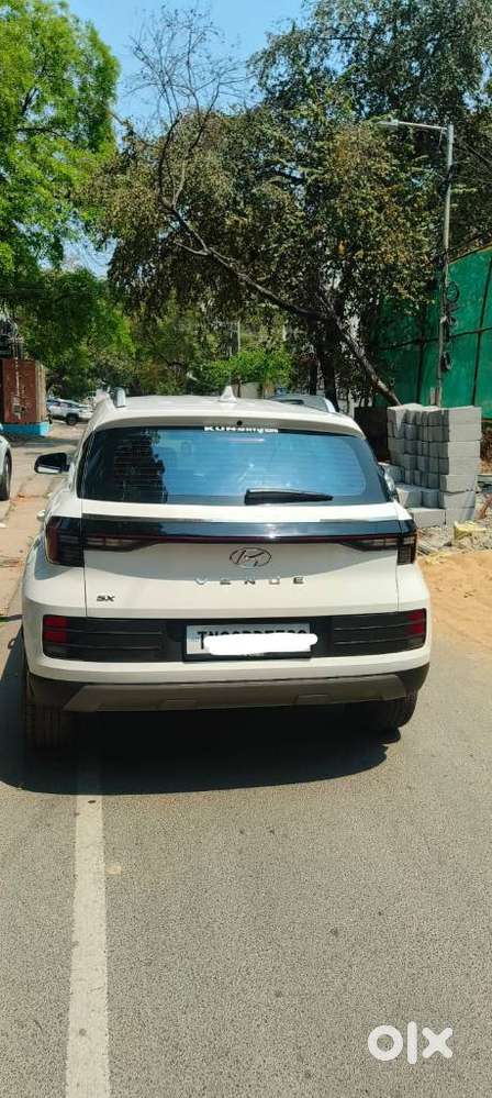 Hyundai Venue [2022-ongoing] 1.5 Crdi Sx, 2023, Diesel