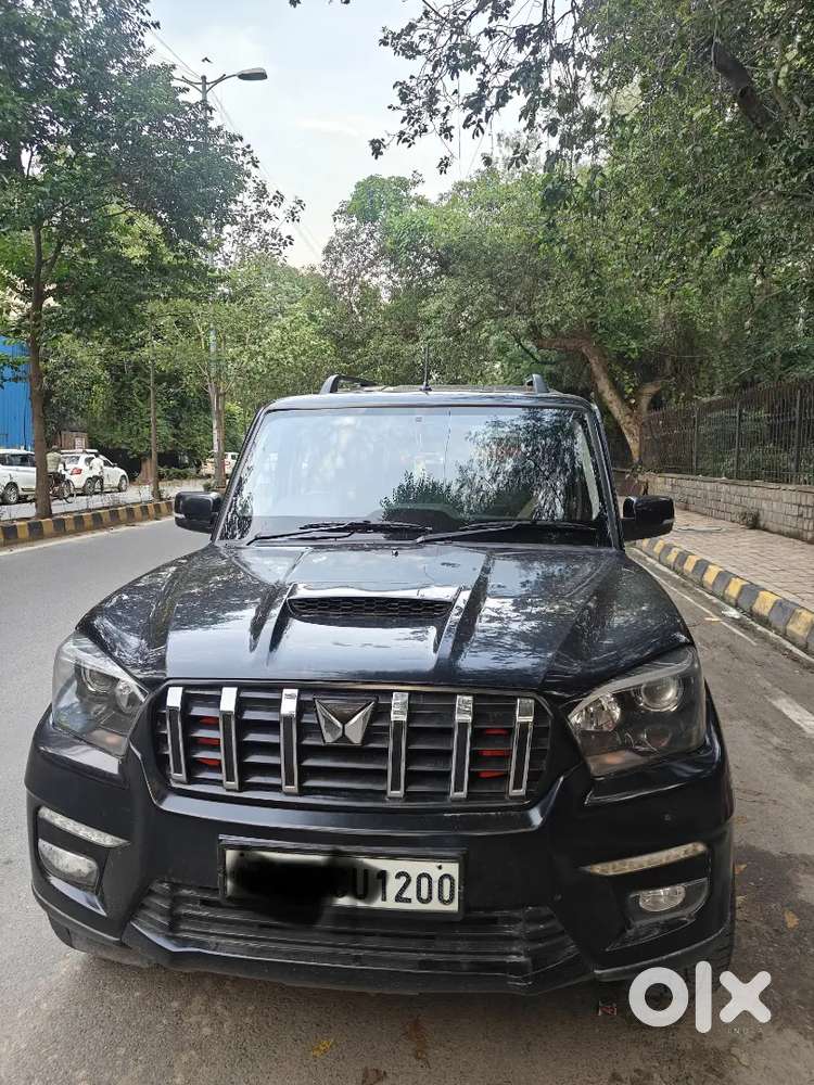 Mahindra Scorpio Classic 2021 Diesel 780000 Km Driven
