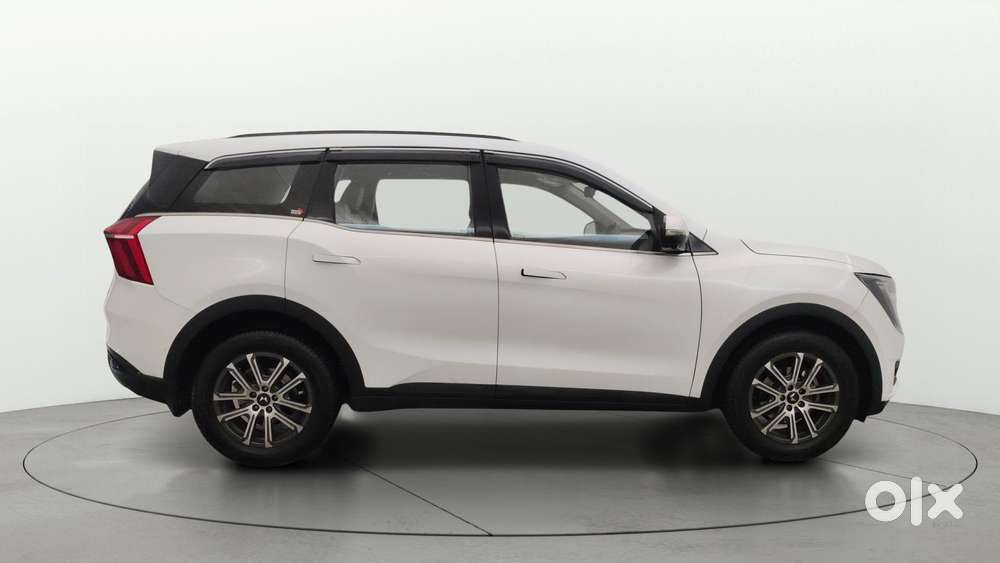 Mahindra Xuv700 2.2 Ax 7 Diesel Mt Luxury Pack Str, 2024, Diesel