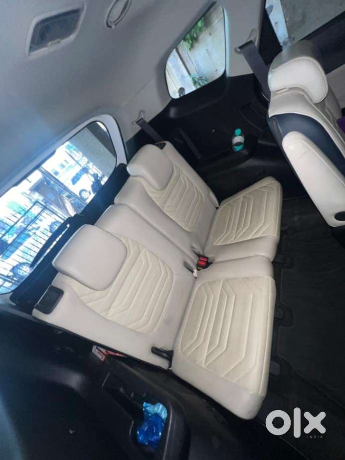 Kia Carens, 2022, Petrol