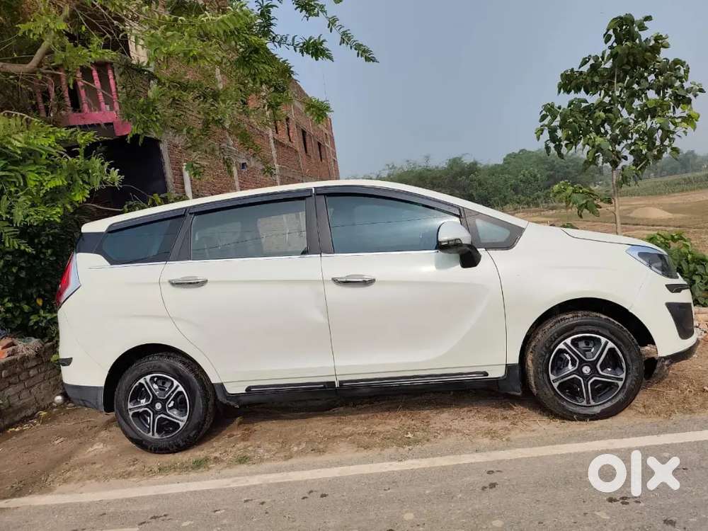 Mahindra Marazzo Diesel 2019