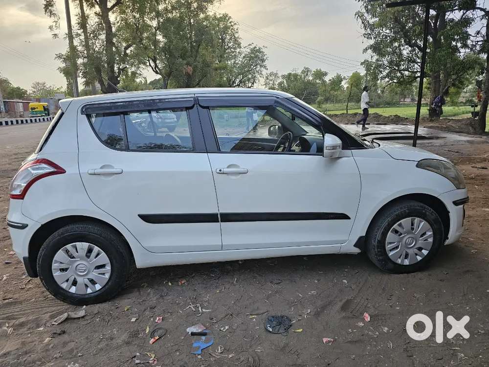 Maruti Suzuki Swift 2013 Petrol 86750 Km Driven
