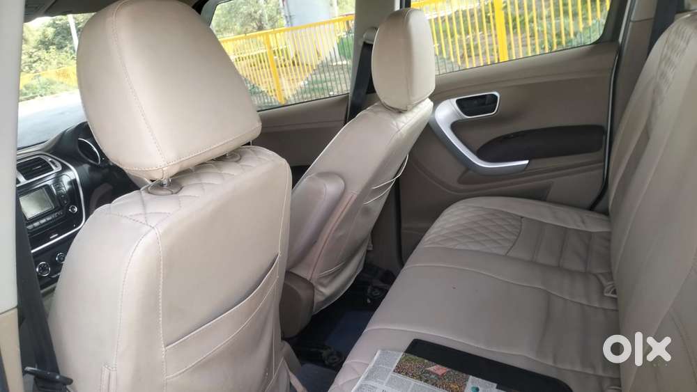 Mahindra Tuv 300 T8, 2016, Diesel
