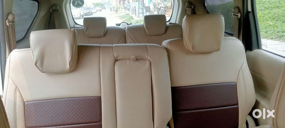 Maruti Suzuki Ertiga 1.4 Vxi Cng Anniversary Edition, 2023, Cng & Hy..