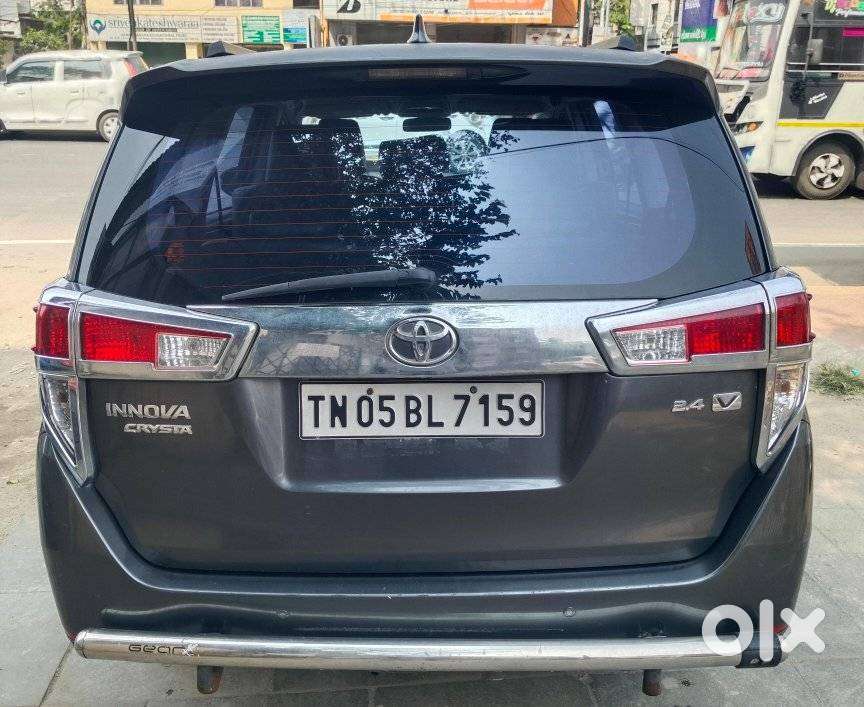 Toyota Innova Crysta 2.4 G Mt 8s, 2017, Diesel