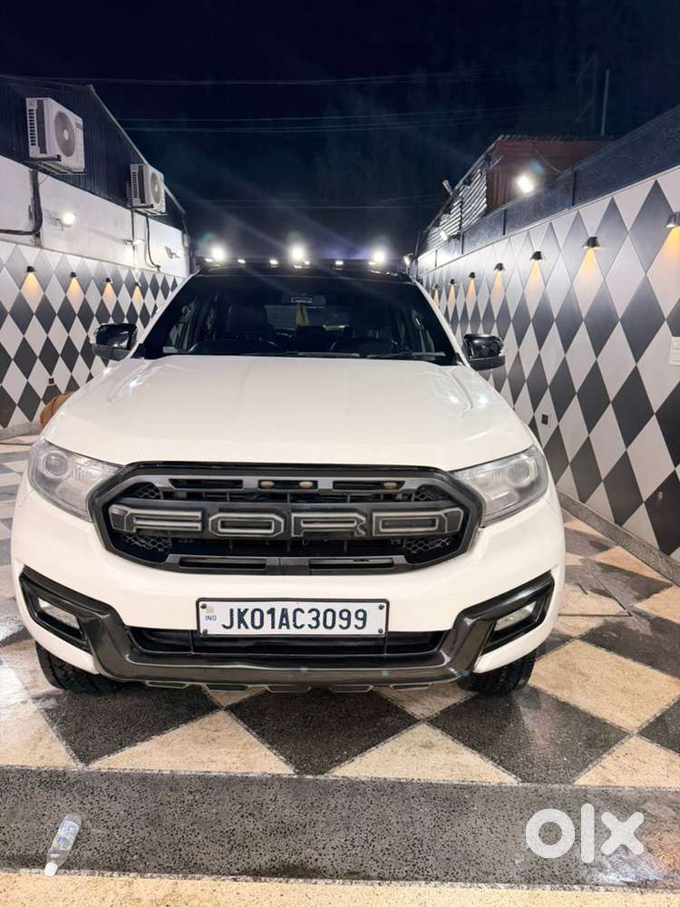 Ford Endeavour 2016 Diesel Well Maintained