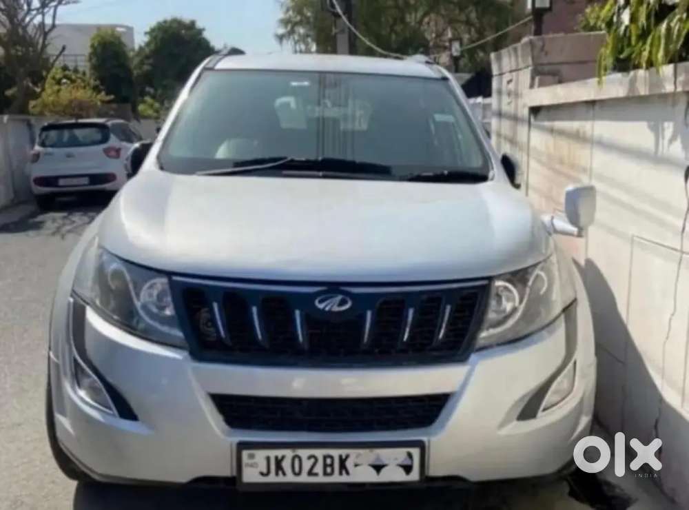 Mahindra Xuv500 2015