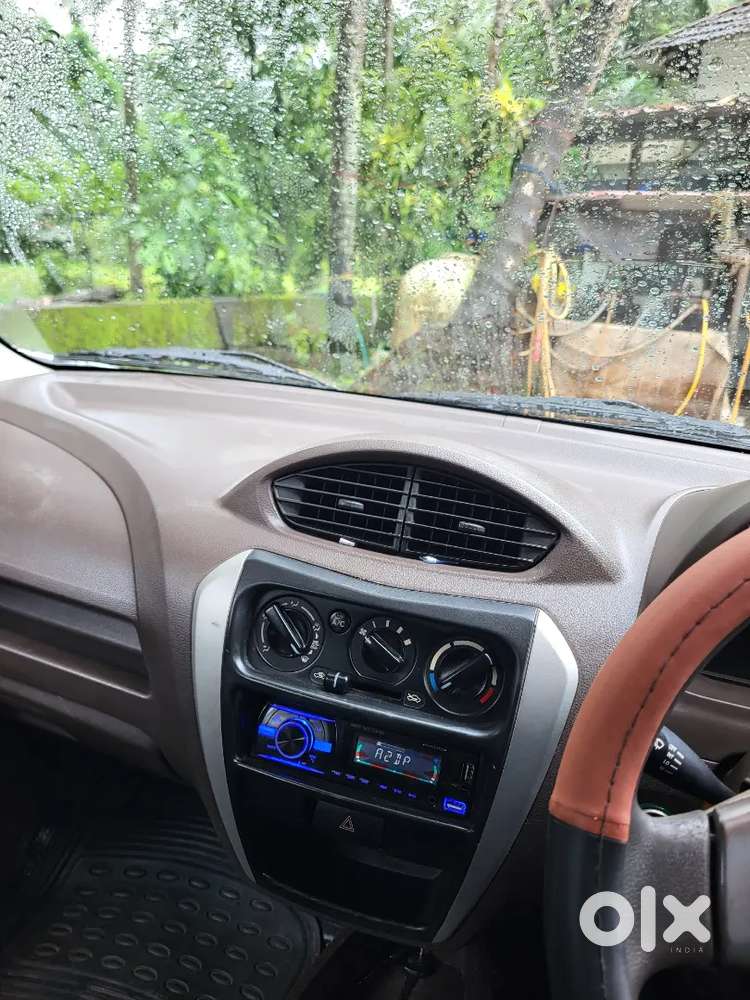 Maruti Suzuki Alto 800 2013 No Replace. Center Lock New Tayers