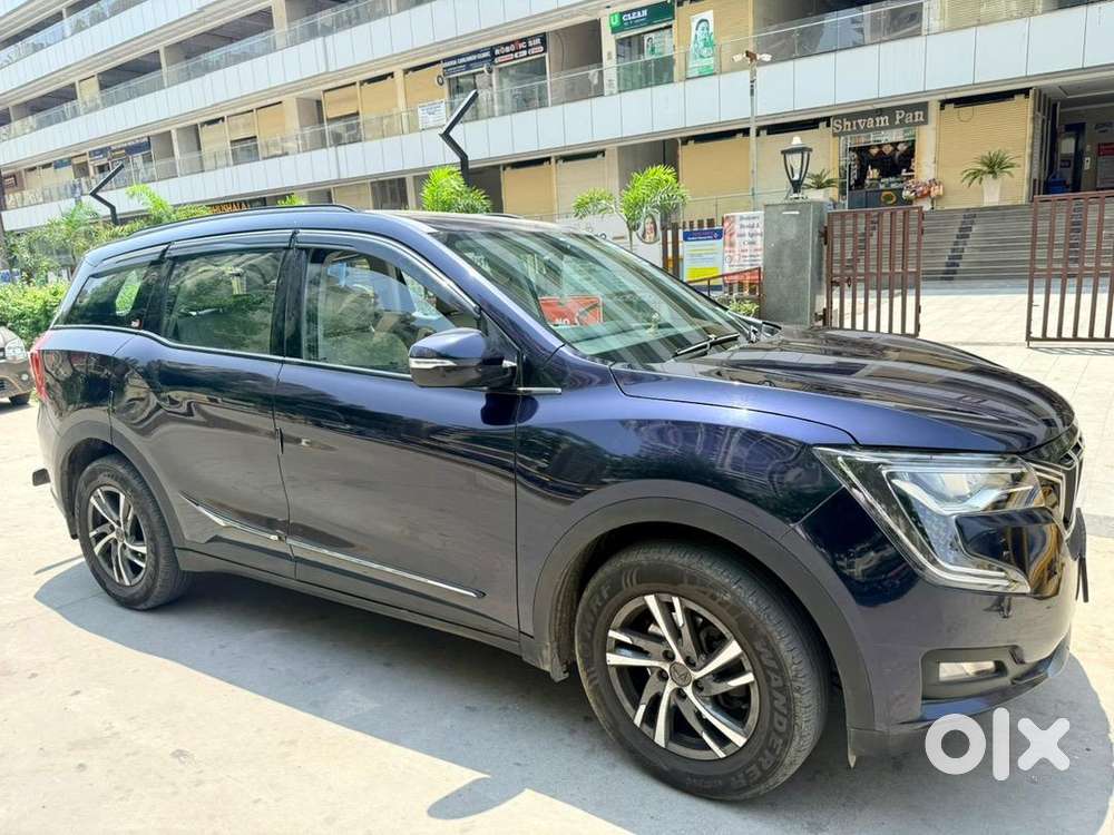 Mahindra Xuv700 Ax5 Mt Diesel (7 Seater)