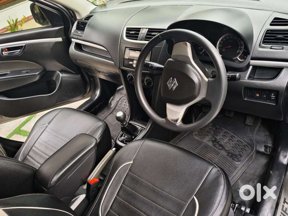 Maruti Suzuki Swift Vxi Abs Bsiv, 2014, Petrol