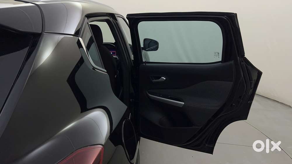 Nissan Magnite 1.0 Xv Premium Turbo Cvt (o), 2023, Petrol