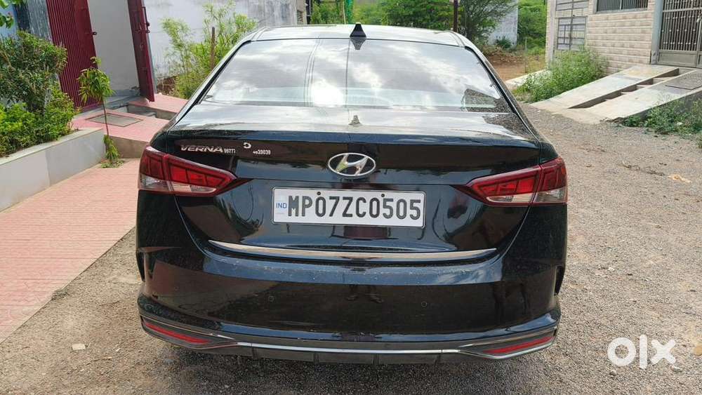 Hyundai Verna 2023 Petrol 21000 Km Driven