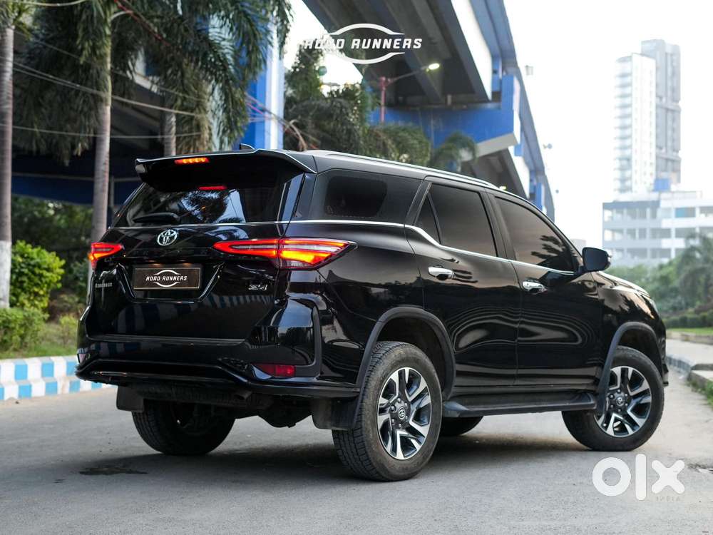 Toyota Fortuner Legender 4x4 At 2.8, 2025, Diesel