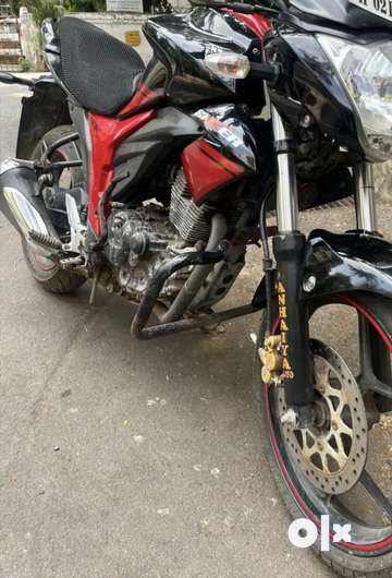 suzuki gixxer 155 red