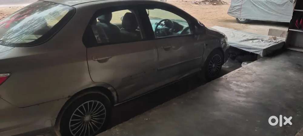 Honda City Zx 2005 Petrol Good Condition