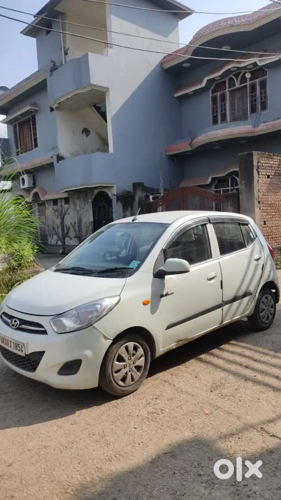 Hyundai I10 Sportz 2012 Km