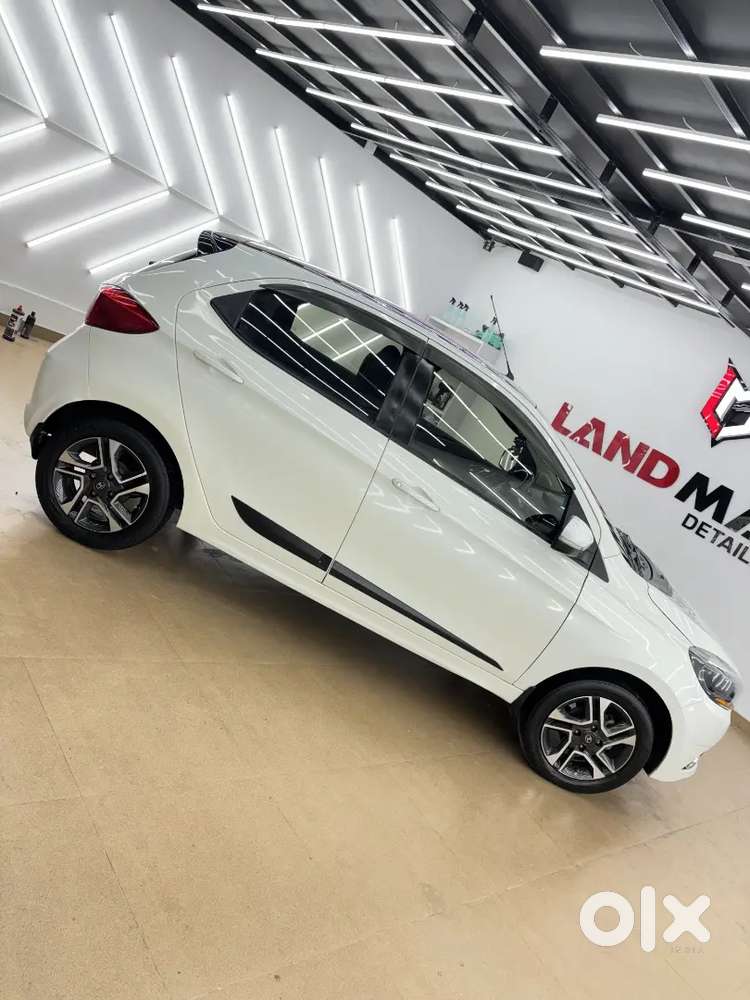 2019 Tata Tiago Revotron