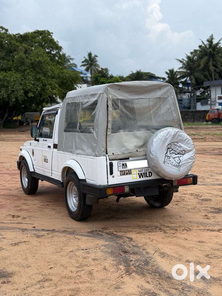 Maruti Suzuki Gypsy King St 4x4, 2015, Petrol