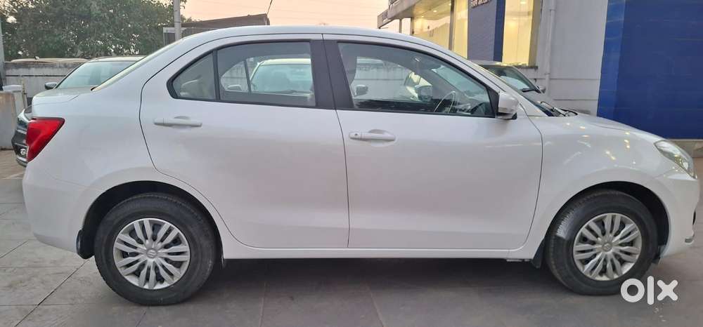 Maruti Suzuki Dzire 1.2 Vxi, 2018, Petrol
