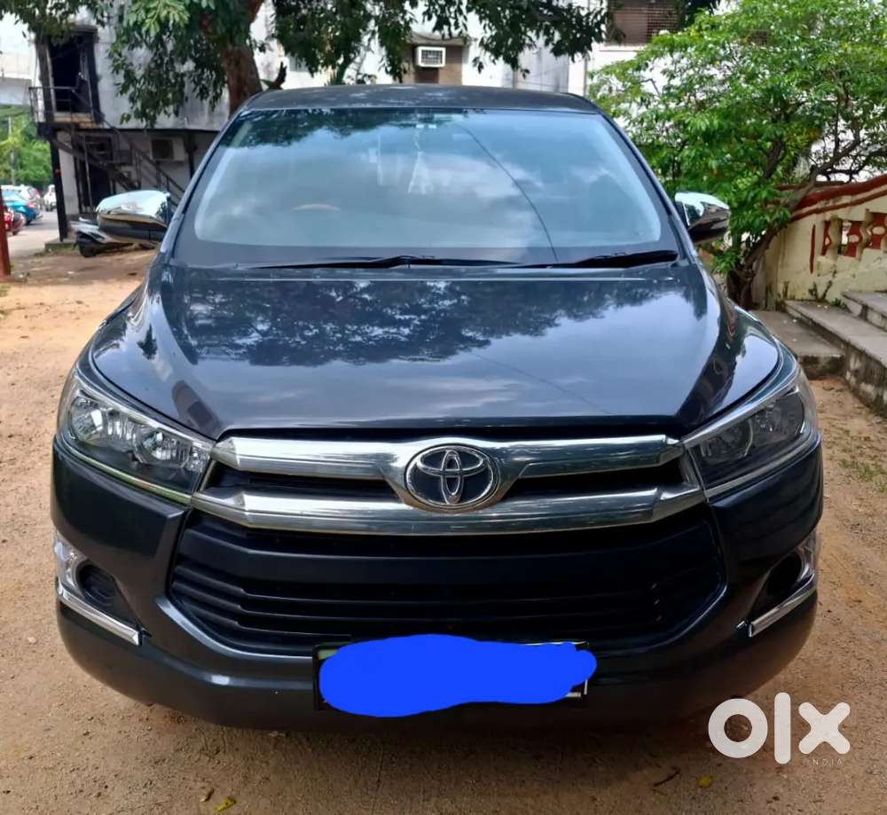 Toyota Innova Crysta 2016