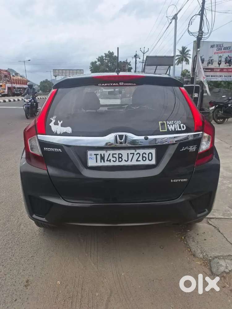 Honda Jazz 2016 Diesel Well Maintained