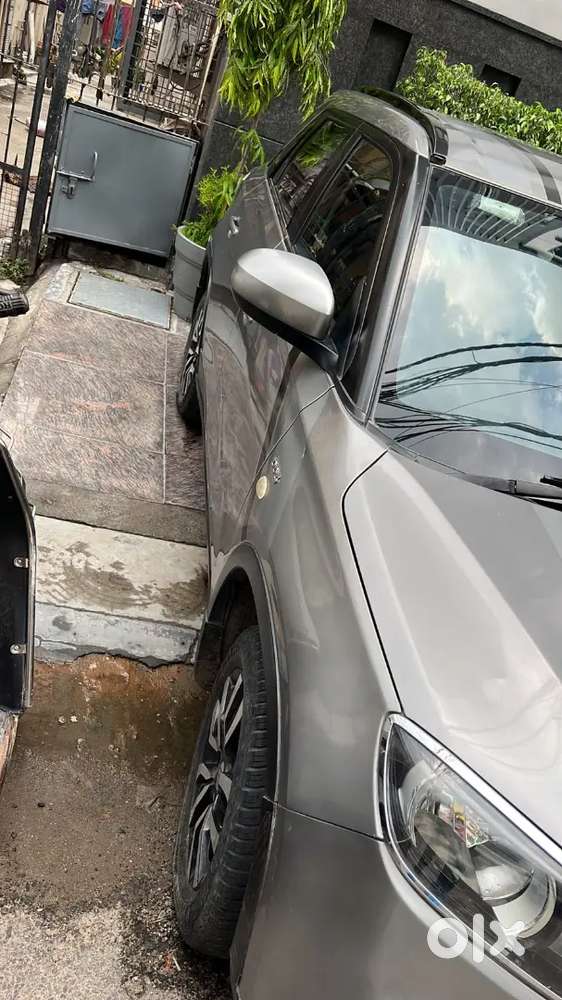 Maruti Suzuki Brezza 2017 Diesel 83000 Km Driven Fully Insured