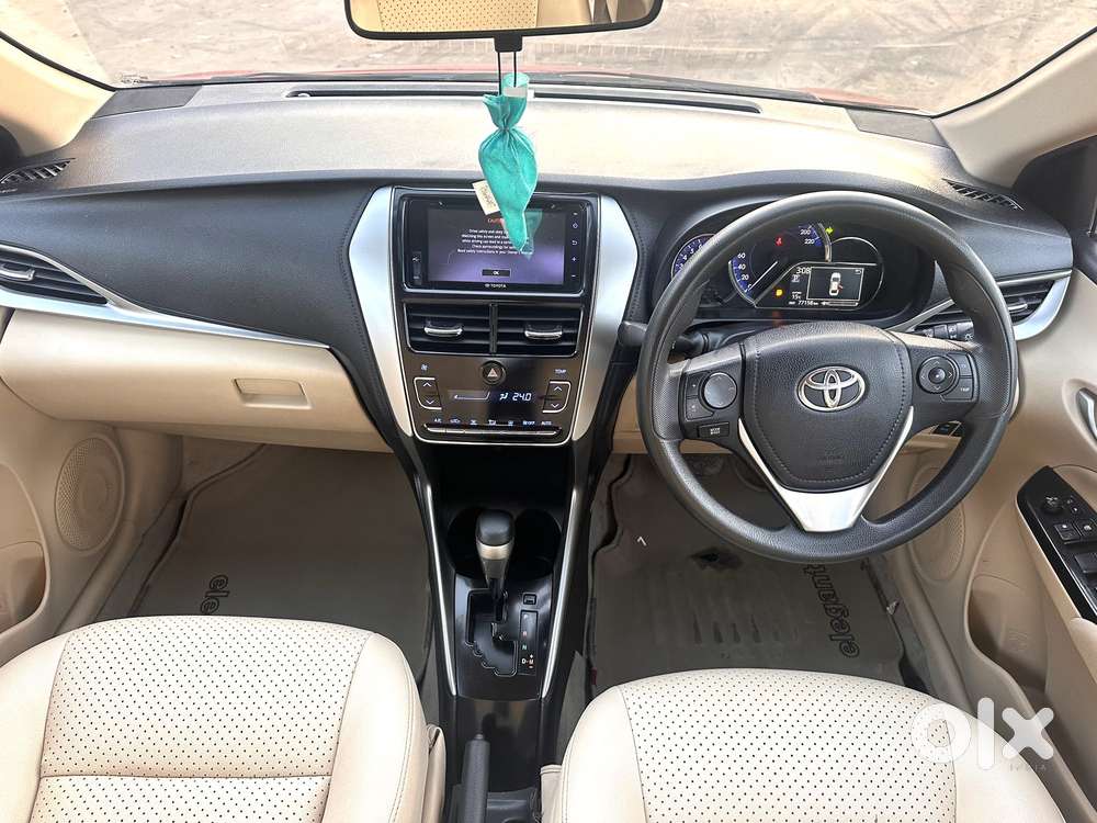 Toyota Yaris G Cvt, 2018, Petrol