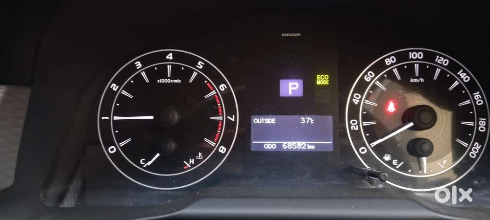 Toyota Innova Crysta 2.7 Gx Limited Edition At 8 Str, 2017, Petrol