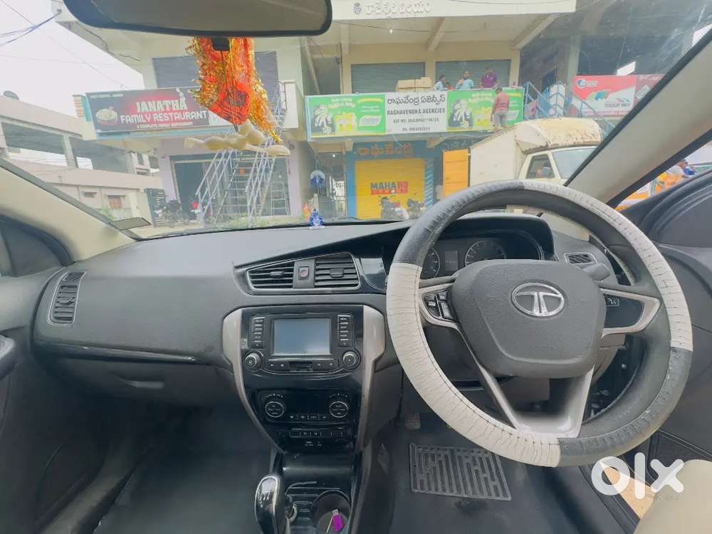 Tata Bolt 1.3 Xt 2015