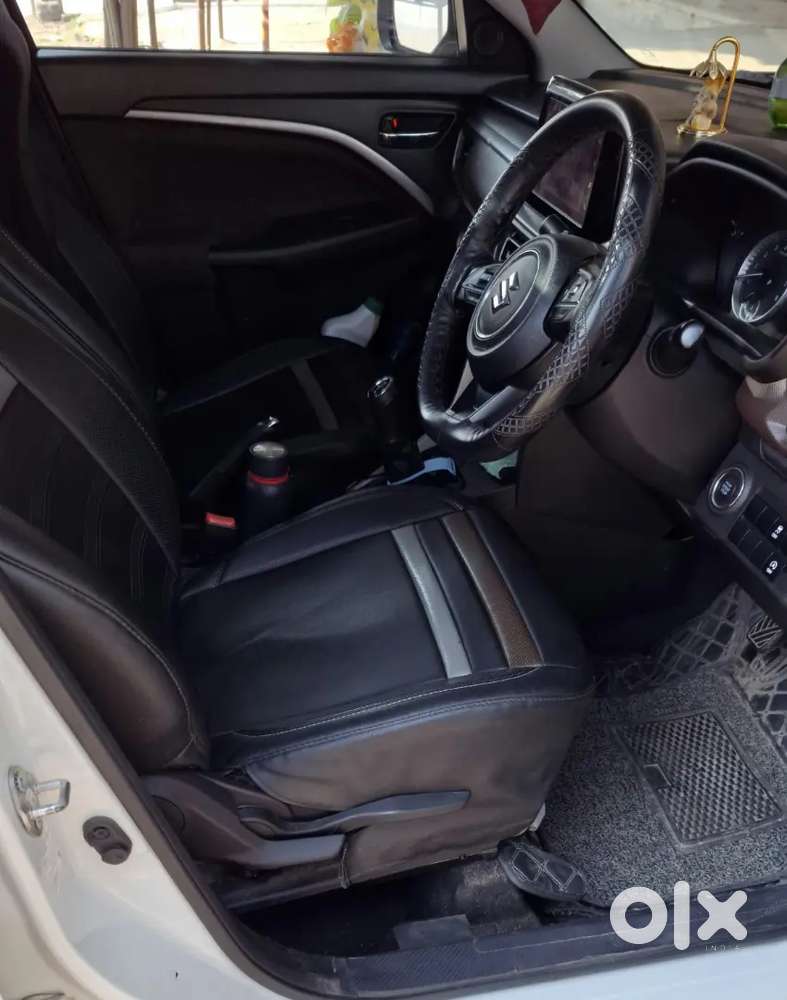Maruti Suzuki Brezza Zxi 2024