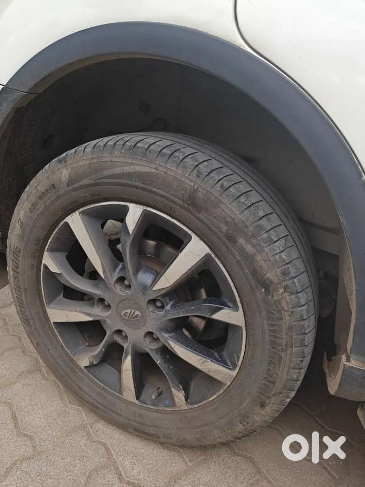 Mahindra Xuv500 2.2 2018
