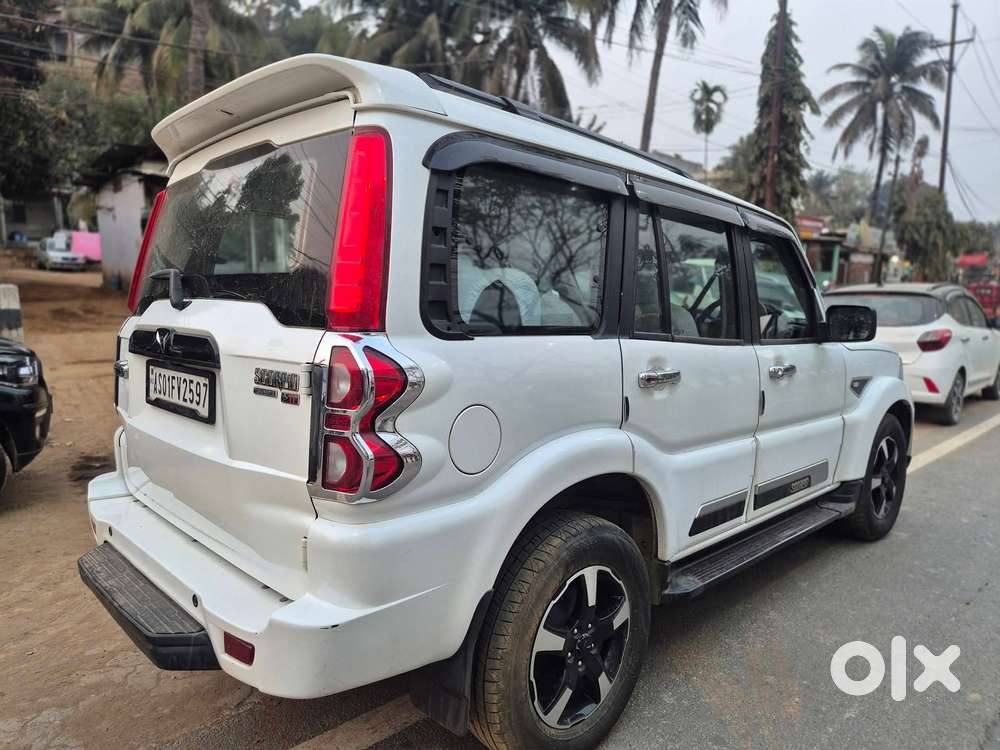 Mahindra Scorpio Classic 2.2 S 11 Mt 7 Str, 2024, Diesel